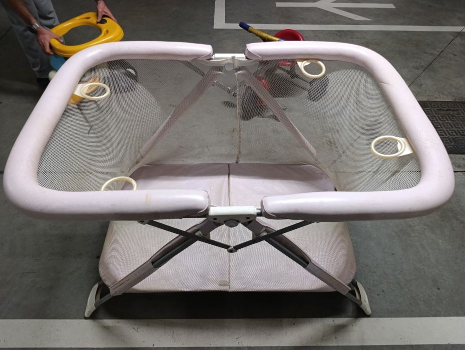 Cama para o bebe dormir