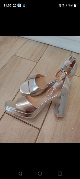Nowe sandałki damskie roz 37