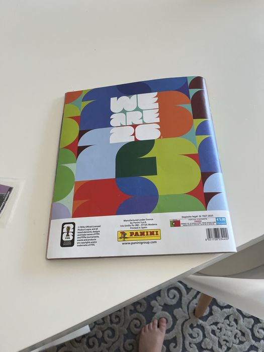 Caderneta Mundial completa sem os cromos da coca cola