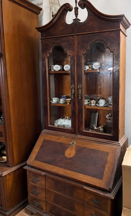 Móvel antiquário