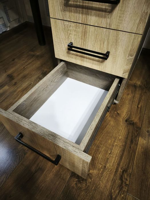 Продам Стол письменный