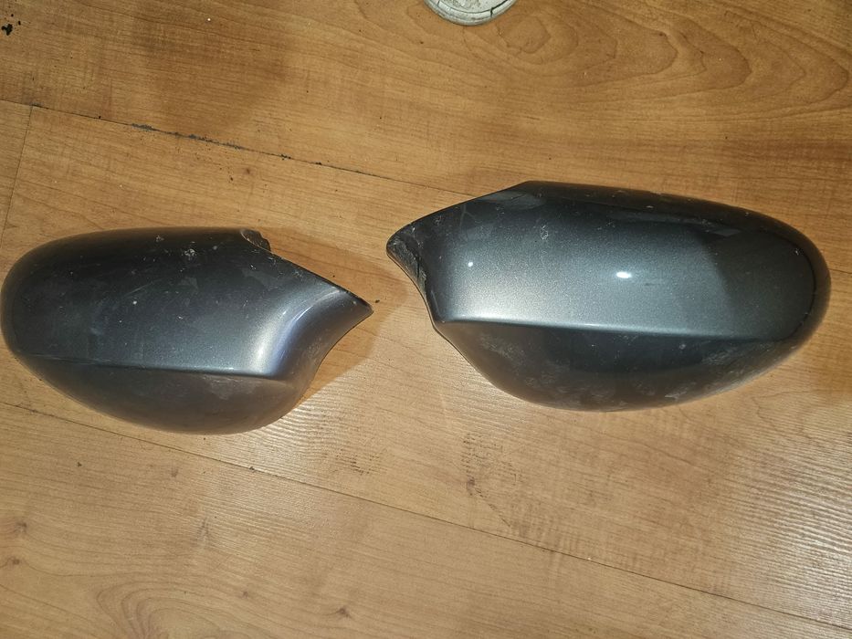 Capas de Espelho Retrovisor BMW Série 1 E81 E82 E87 E88 (Cinza/Grev)