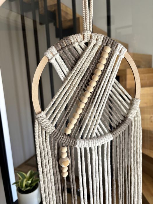 Makrama na drewnianej obręczy,  handmade, łapacz snów, dekoracja w stylu boho