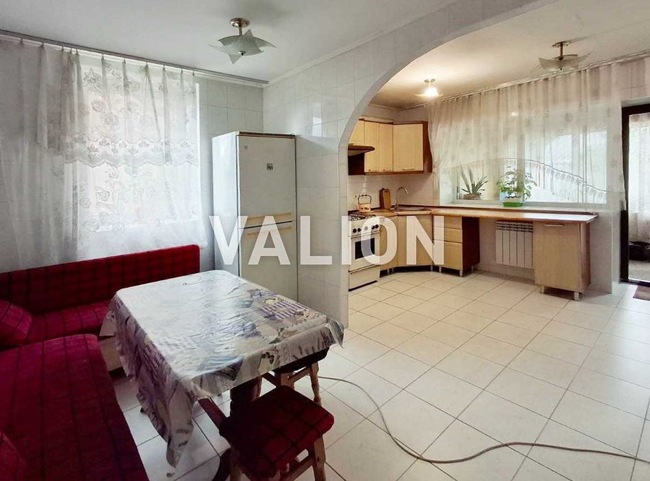 Продаж 2х будинків Київська Києво-Святошинський Софіївська Борщагівка,