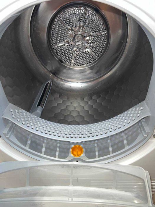 сушильна машина miele TCA230WP