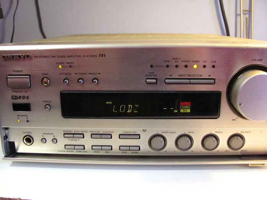 Mini wieża - amplituner stereo Onkyo R-811 RDS CD deck Phono audio in