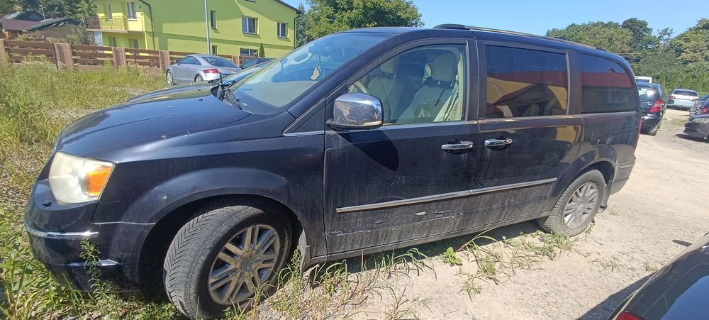 Chrysler Town & Country Chrysler Town and Country Limited 4.0