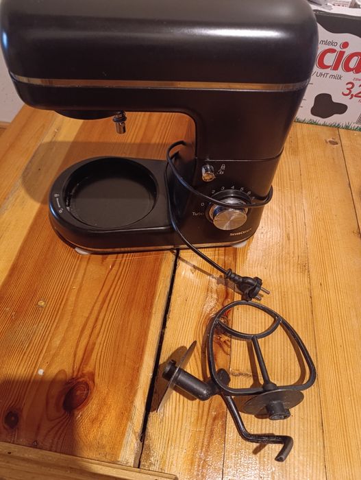 Robot kuchenny Silvercast uszkodzony na części