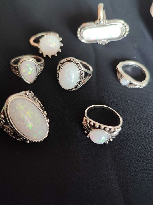 Набір каблучок 7 шт біжутерія, кольца набор 219грн исск. білий опал