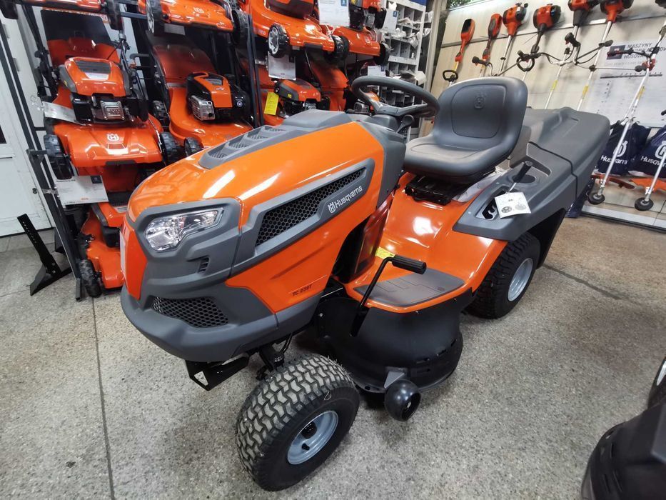 Traktor Husqvarna TC238T 2 CYLINDRY 97CM HYDRO OKAZJA!! Raty0% Leasing