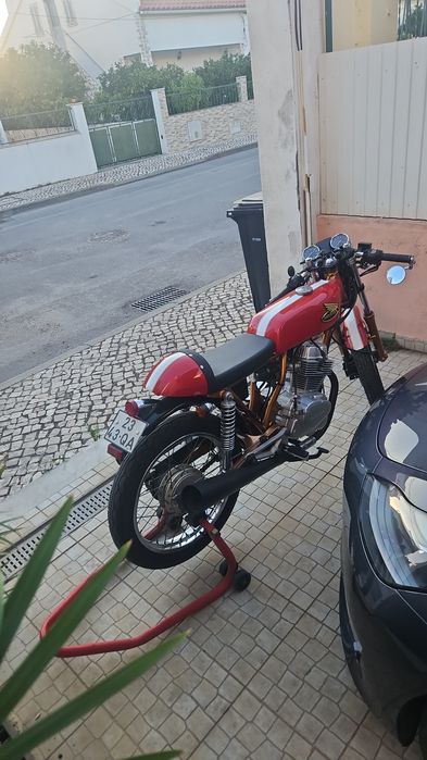 CB 250cc café racer