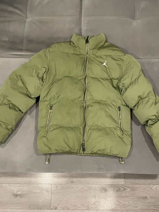 Пуховик Jordan Essentials green M