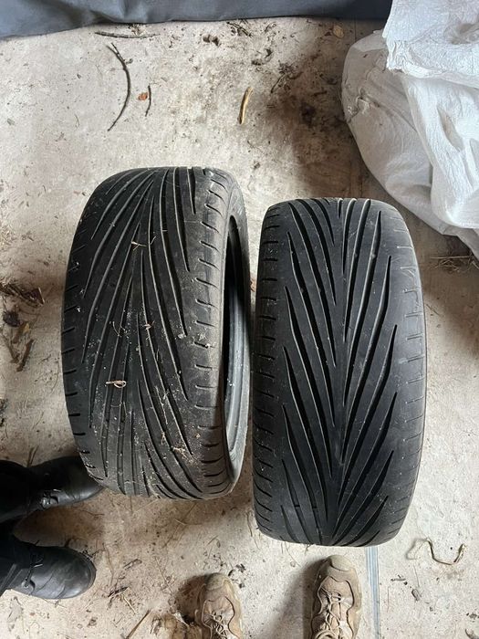 Шини на автомобіль