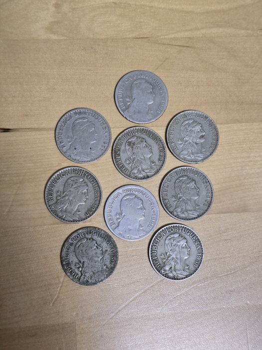 Moedas de 1 Escudo de 1927 a 1968