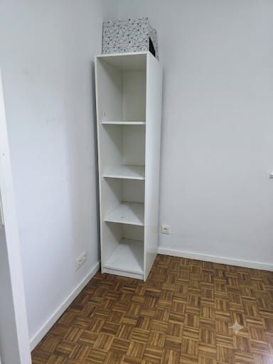 Roupeiro KLEPPSTAD aberto