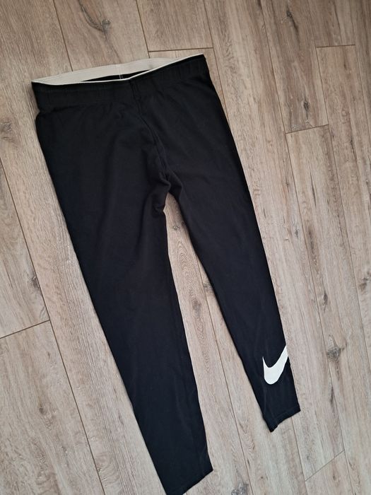 Лосины Swoosh Nike