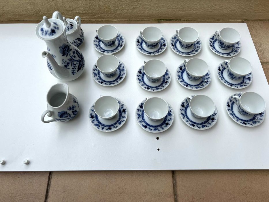 Serviço de chá azul e branco completo da SPAL