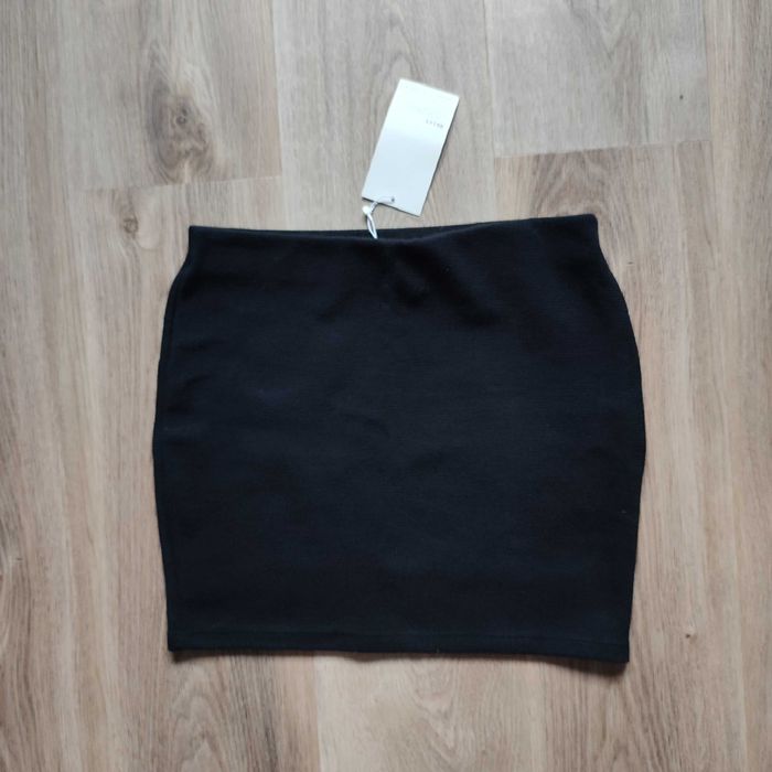 Нова коротка чорна тепла спідниця ZARA S