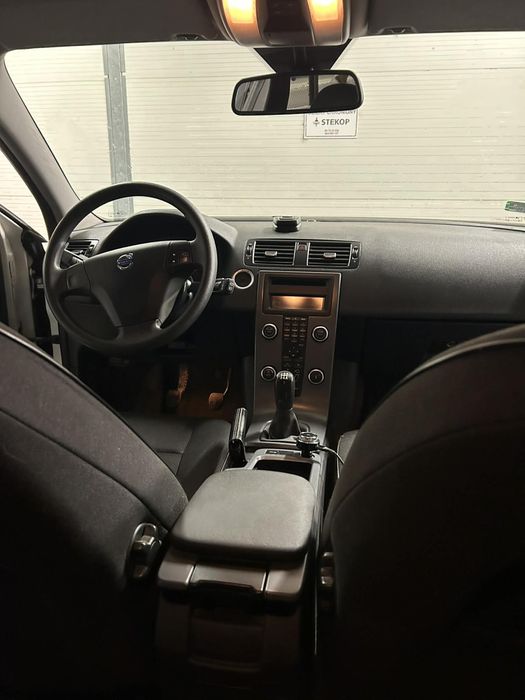 Sprzedam Volvo v50 2010