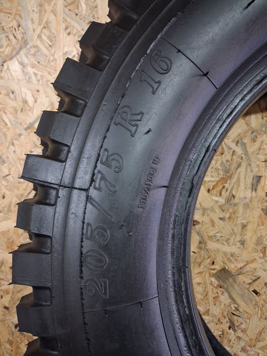Opony terenowe 205 75 R16 Dakar