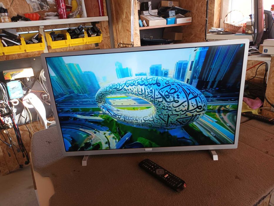 Telewizor Smart Philips 32PFS5823 Led DVBT2 Hevc Wifi YouTube Netflix