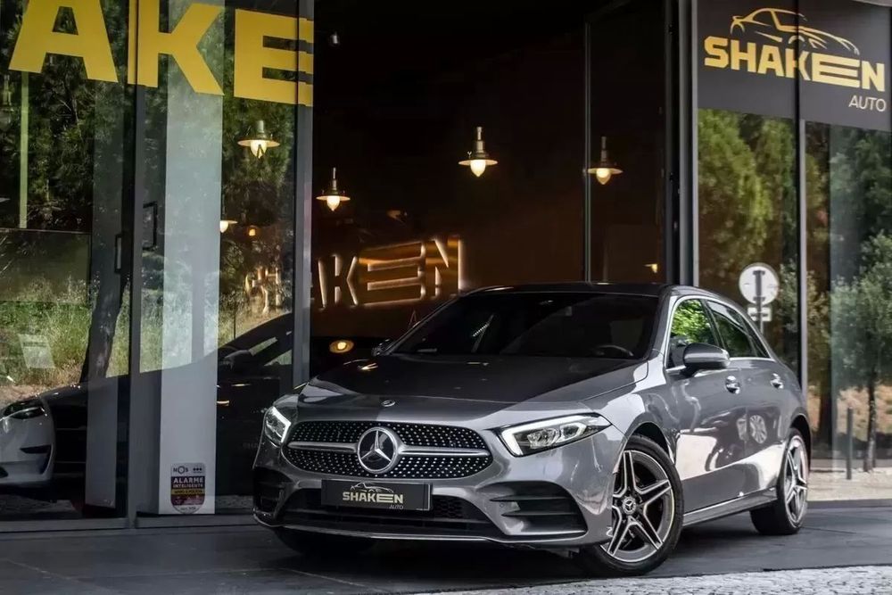 Mercedes-Benz A 250 e AMG Line