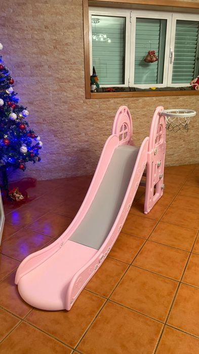 Escorrega criança,cor de rosa,  ainda embalado