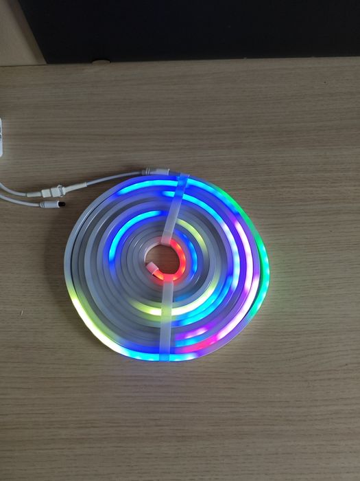 Taśma Neon LED RGBIC Zestaw 5 Metry Neon Świetlny Wąż Światlo Ledy RGB