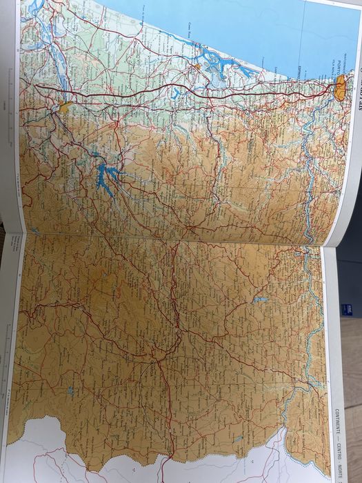 Livro Atlas de Portugal 1988