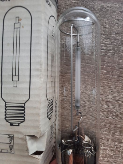 Lampa sodowa/ metahalogenowa