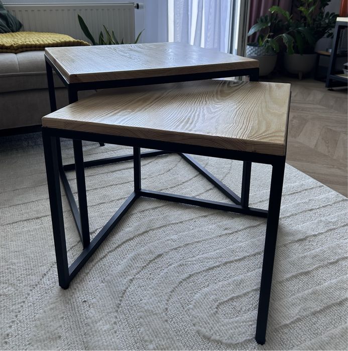 Loftowy stolik kawowy 2w1