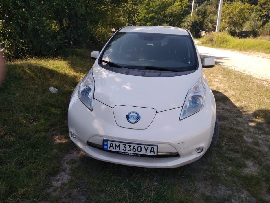 Nissan Liaf 2013 оренда