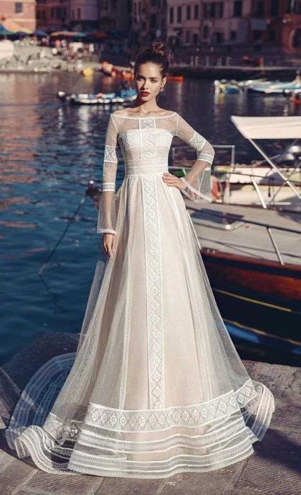 Весільна сукня Tesoro Gerbera (Італія) !НОВА!