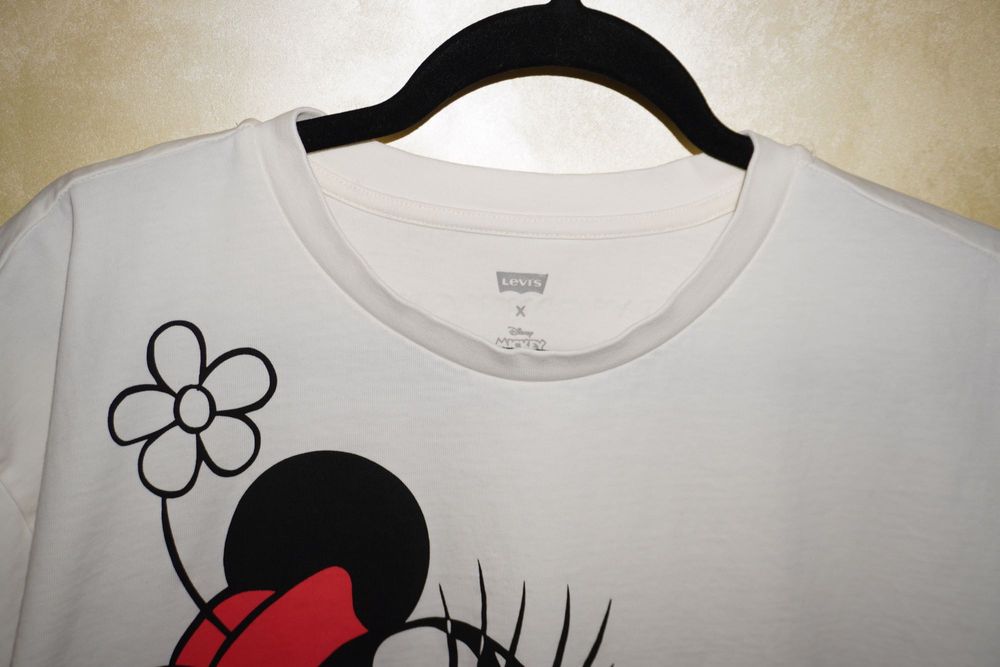 Жіноча біла футболка Levi's з  Disney Mickey & Friends