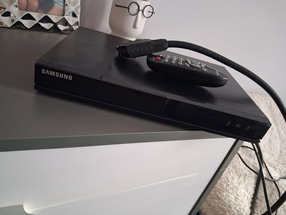 Dvd Samsung z kablem