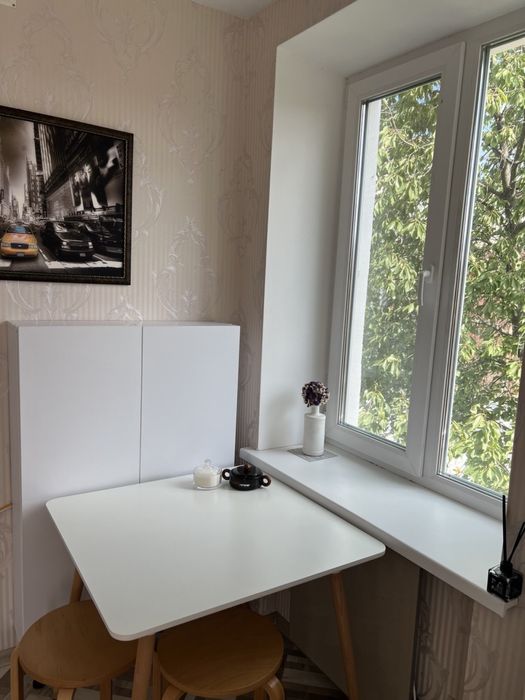 Оренда подобово. Квартира -  студія, ТЕПЛА, світла і затишна