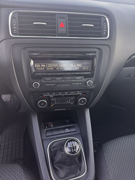 VW Jetta 1.4 b, klima * cz. parkowania * alufelgi