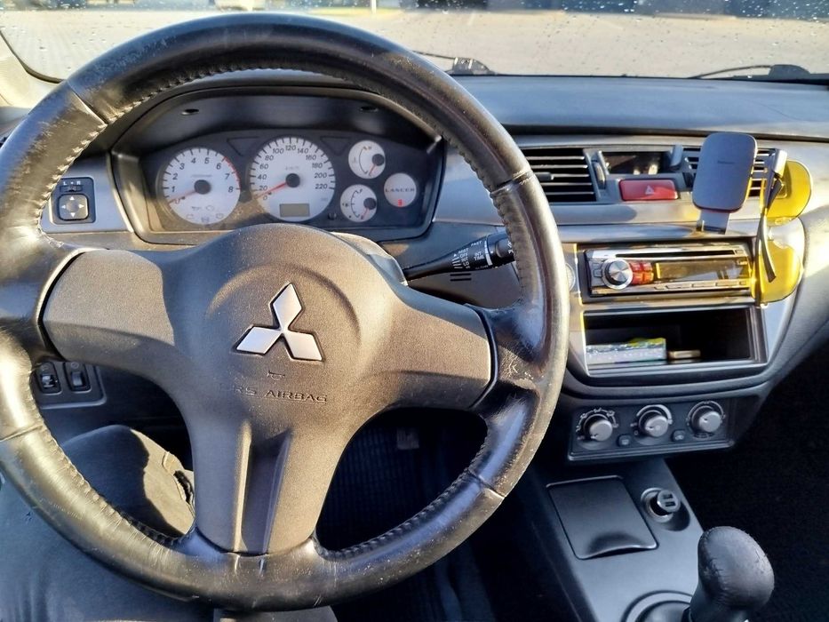 Mitsubishi Lancer