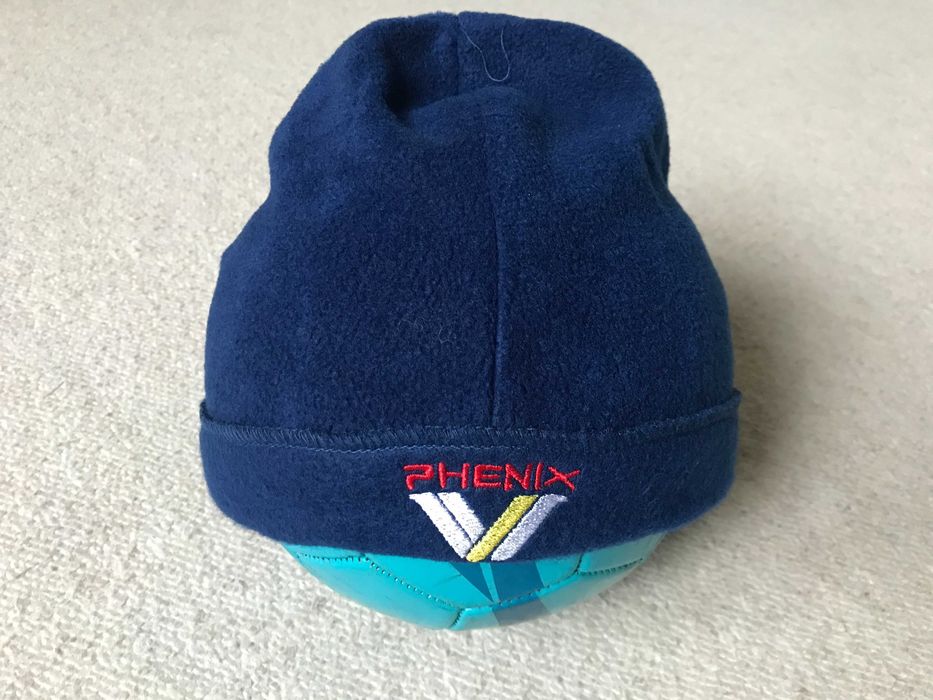 czapka z polaru niebieska z czerwonym haftem phenix