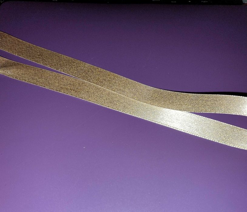 Pierścionek srebrny z cyrkonią - oszroni pięknem i blaskiem