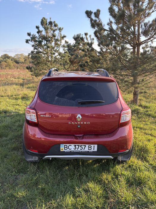 Renaut Sandero Stepway 2013