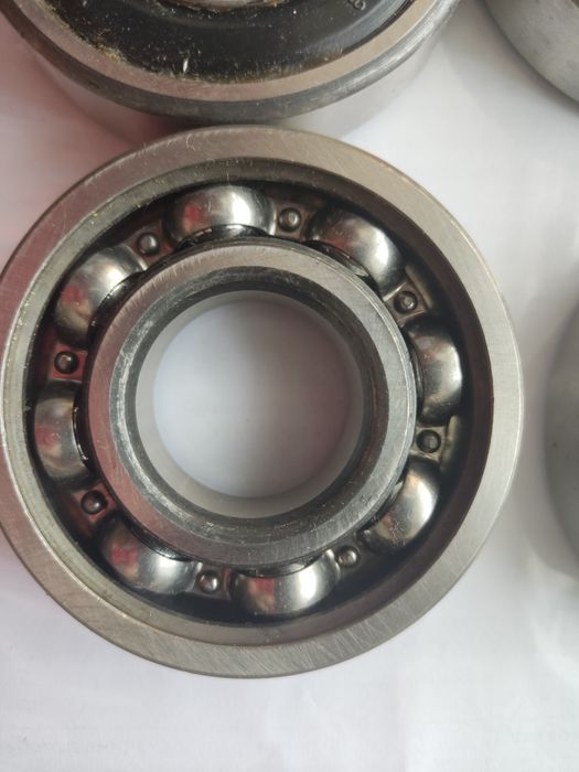 Підшипник 180306