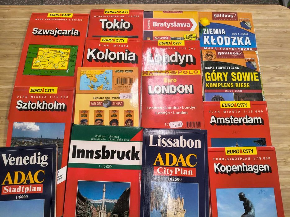 Kolekcja 180 map terytorium polski i całego świata