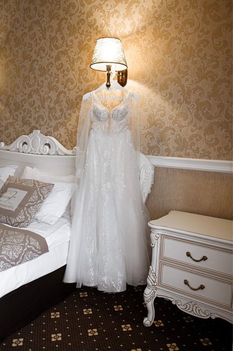 Весільна сукня !