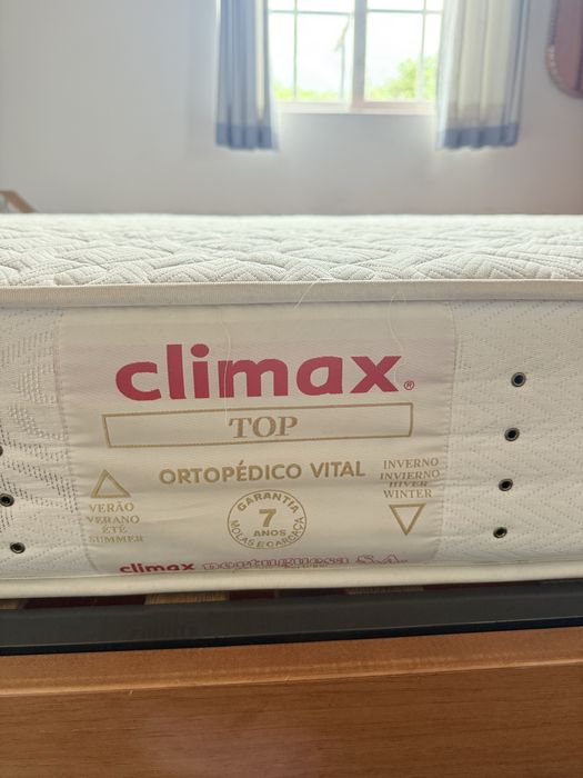 Conjunto - cama , colchao e cabeceira