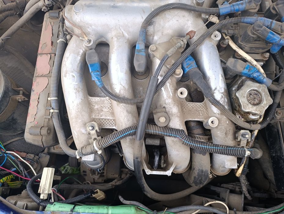 У продажу двигун на ВАЗ 2109 - 2115 об'ємом 1.5 16 клапанний!
Компресі