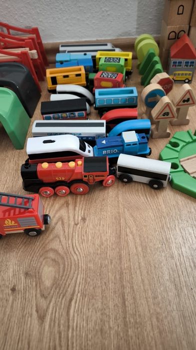 Tory drewniane , pociągi