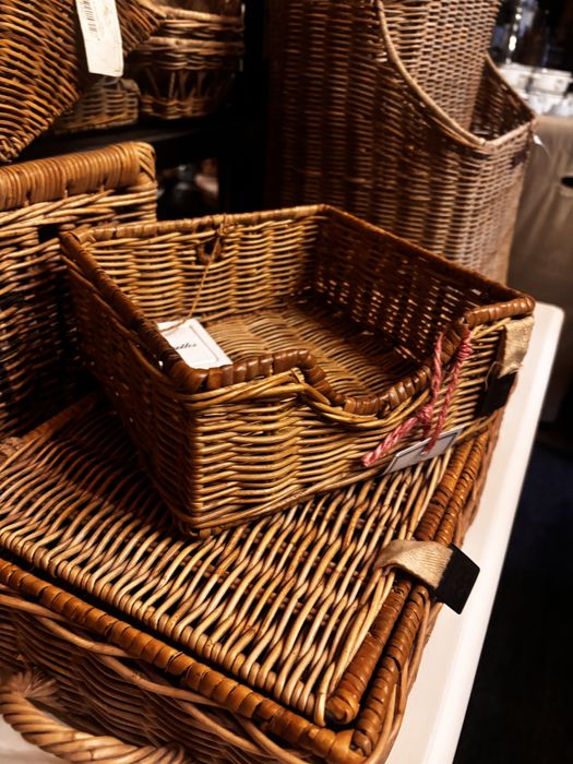 Riviera Maison ozdobny serwetnik rattanowy