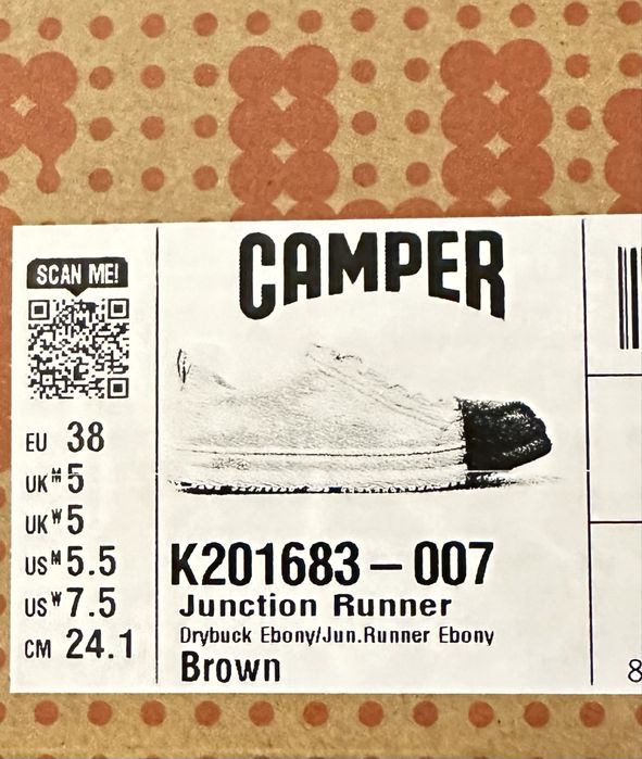 Кросівки з колекції Camper, 24см. Головний трендовий колір сезону!