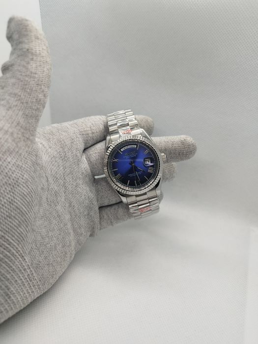 Seiko MOD Daydate Deep Blue